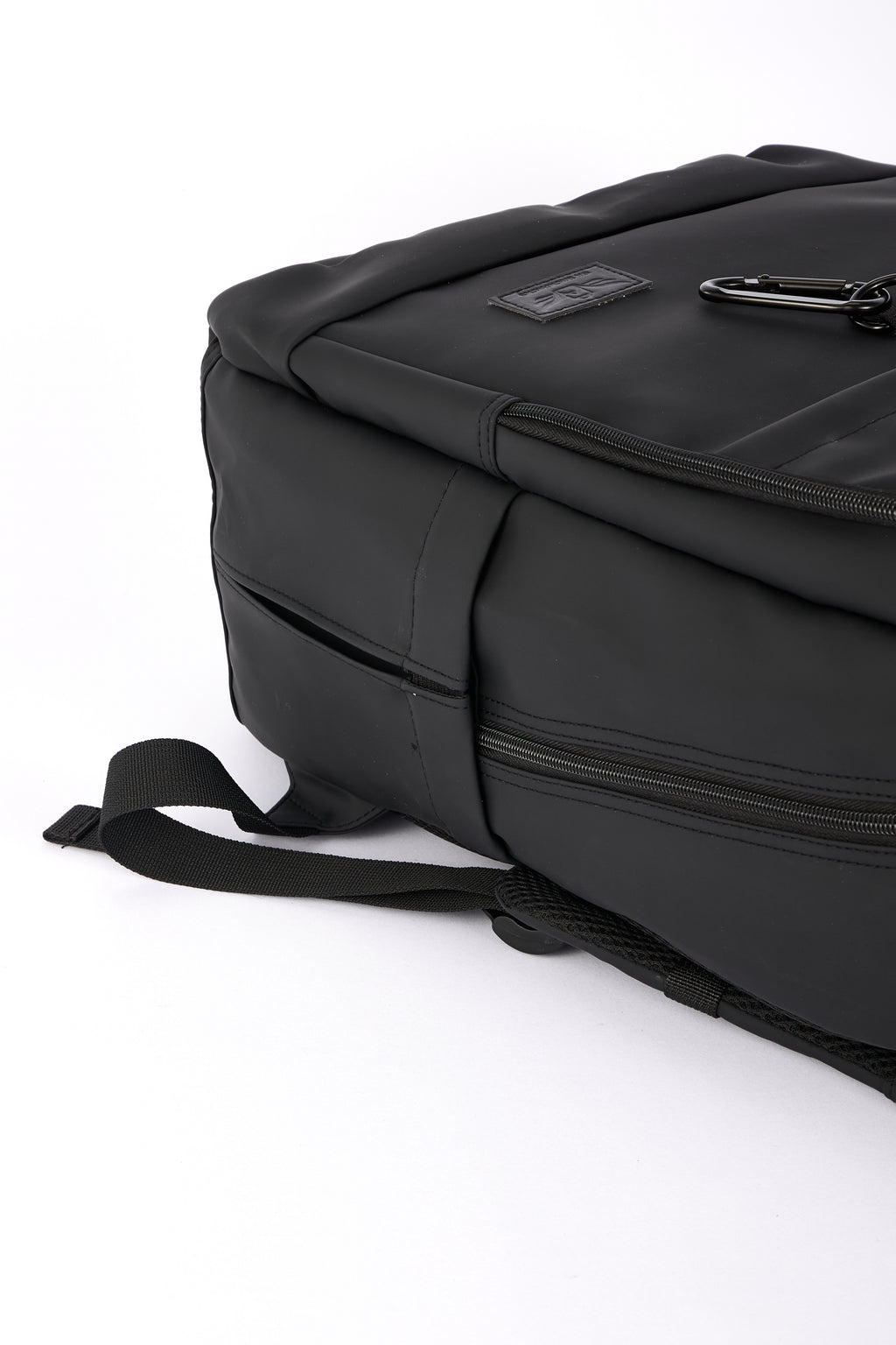 NIJ Level IIIA bulletproof backpack worn for everyday carry